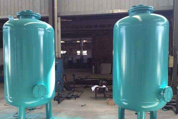 多介質(zhì)過濾器是怎么將水中雜質(zhì)去除掉的？